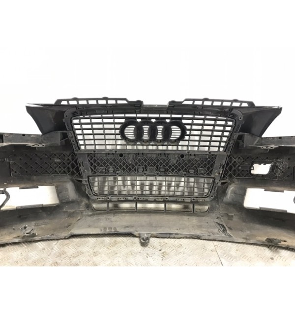 Бампер передний бу для Audi A3 8P 2.0 TDi,  2008 г.