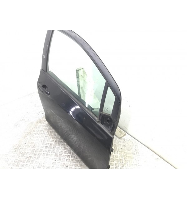 Дверь передняя правая бу для Toyota Yaris XP9 1.3 i,  2006 г.