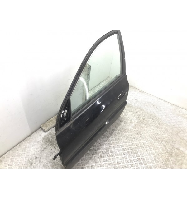 Дверь передняя левая бу для Kia Rio  1.3 i,  2005 г. бу контрактные купить в Спб