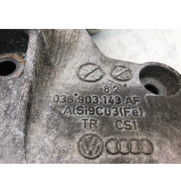 Кронштейн генератора бу для Volkswagen Golf 5 1.9 TDi,  2008 г. бу контрактные купить в Спб