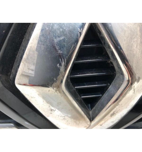 Решетка радиатора бу для Renault Megane  1.6 DCi,  2017 г. бу контрактные купить в Спб
