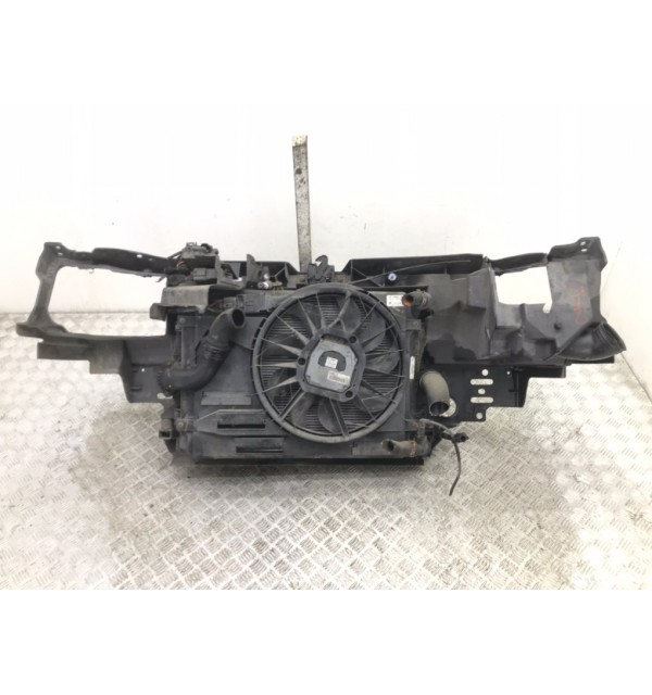 Панель передняя (телевизор) бу для Seat Alhambra  2.0 TDi,  2006 г. бу контрактные купить в Спб