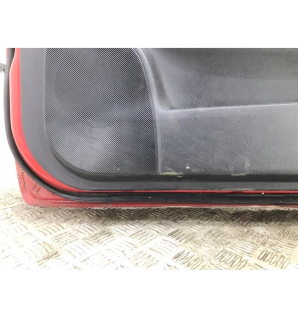 Дверь передняя правая бу для Nissan Note E11 1.6 i,  2009 г. бу контрактные купить в Спб