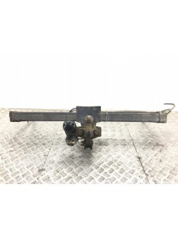 Прицепное устройство (фаркоп) бу для Volkswagen Passat B6 2.0 TDi, 2006 г.