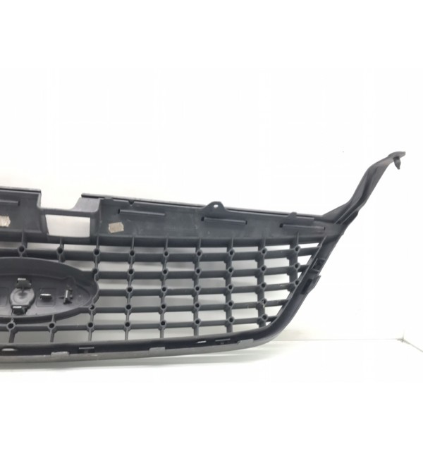 Решетка радиатора бу для Ford Mondeo 4 2.0 TDCi,  2007 г. бу контрактные купить в Спб