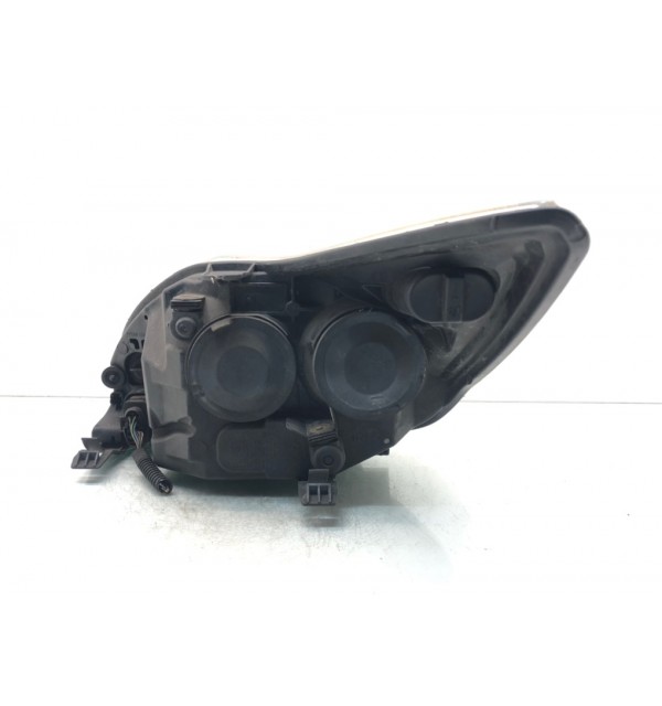 Фара правая бу для Ford Focus 2 1.6 i,  2008 г. бу контрактные купить в Спб