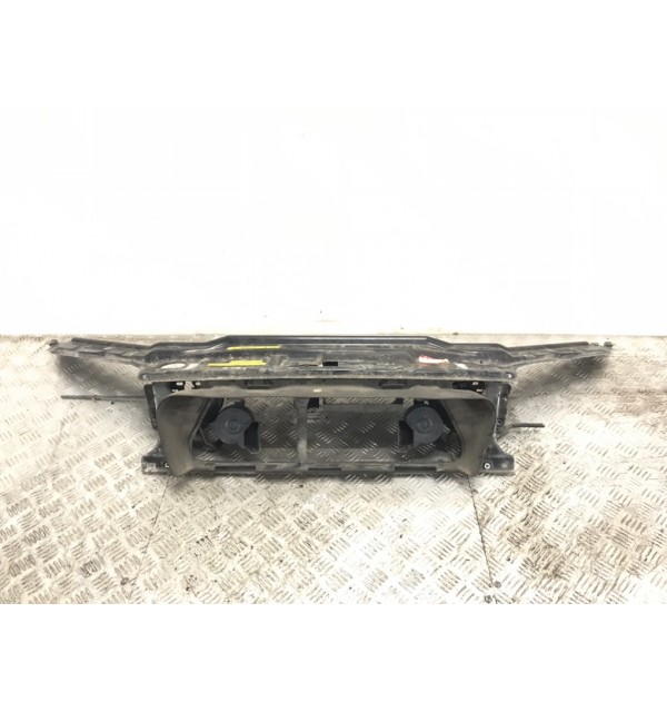 Планка под капот бу для Volvo S60  2.0 Ti,  2004 г. бу контрактные купить в Спб