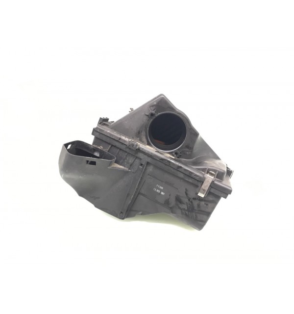 Корпус воздушного фильтра бу для BMW 1 E87/E81/E82/E88 2.0 TD,  2007 г. бу контрактные купить в Спб