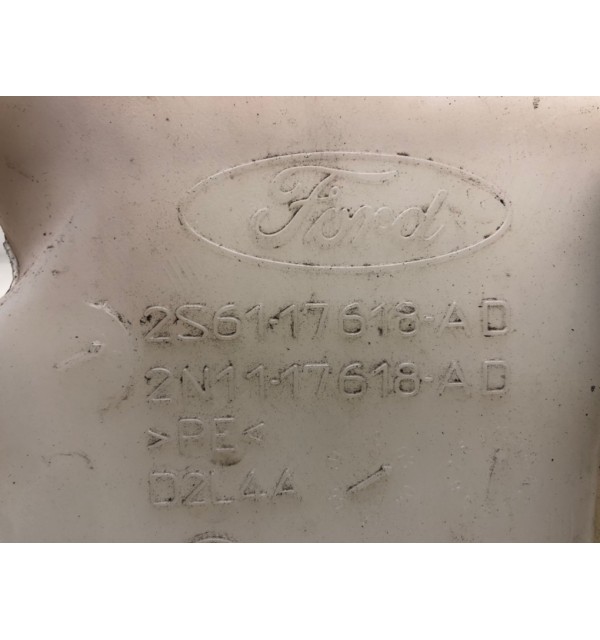 Бачок омывателя бу для Ford Fiesta 5 1.4 i,  2002 г. бу контрактные купить в Спб