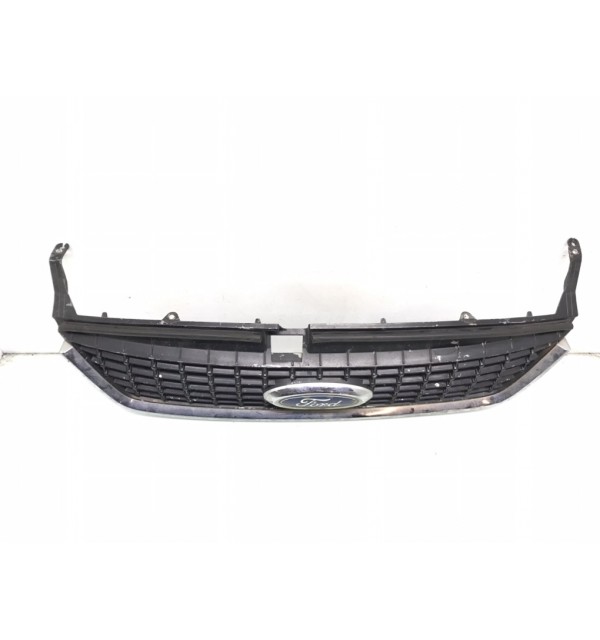 Решетка радиатора бу для Ford Mondeo 4 2.0 TDCi,  2007 г. бу контрактные купить в Спб