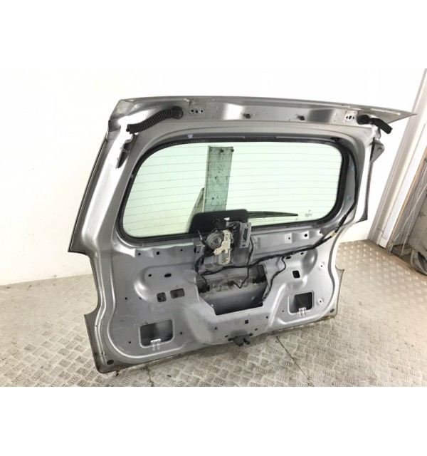 Крышка багажника бу для Peugeot 207  1.6 HDi,  2010 г. бу контрактные купить в Спб