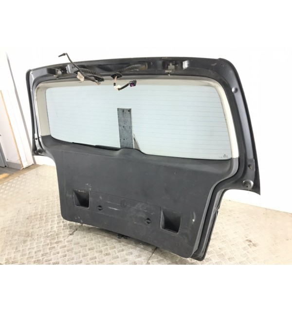 Крышка багажника бу для Volkswagen Touran  2.0 TDi,  2005 г. бу контрактные купить в Спб