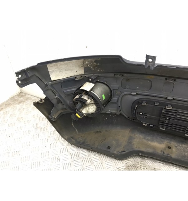 Бампер передний бу для Mini Cooper R56 1.6 i,  2009 г. бу контрактные купить в Спб