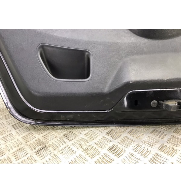 Крышка багажника бу для Peugeot 207  1.4 i,  2010 г. бу контрактные купить в Спб