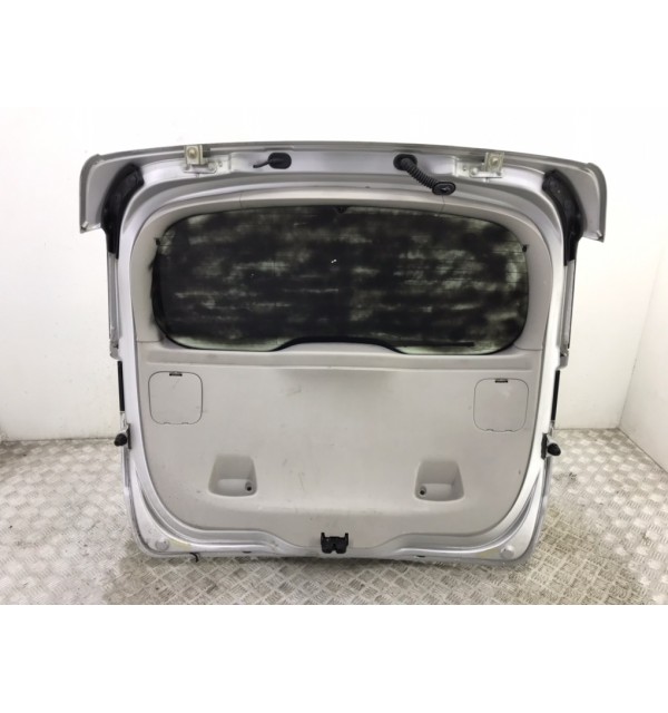 Крышка багажника бу для Renault Scenic  1.5 DCi,  2011 г. бу контрактные купить в Спб