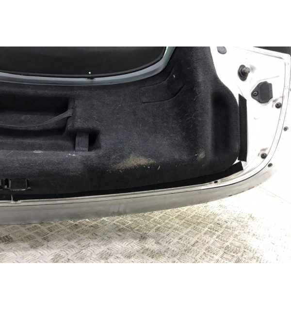 Крышка багажника бу для Opel Insignia  2.0 CDTi,  2010 г. бу контрактные купить в Спб