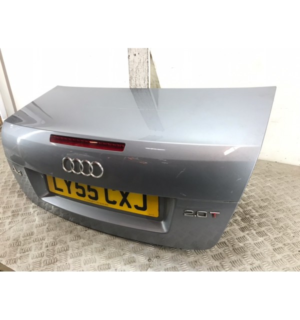 Крышка багажника бу для Audi A4 B7 2.0 TFSI,  2005 г. бу контрактные купить в Спб