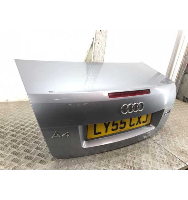 Крышка багажника бу для Audi A4 B7 2.0 TFSI,  2005 г. бу контрактные купить в Спб