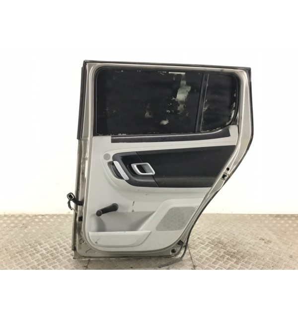 Дверь задняя правая бу для Skoda Fabia 2 1.2 i,  2007 г. бу контрактные купить в Спб
