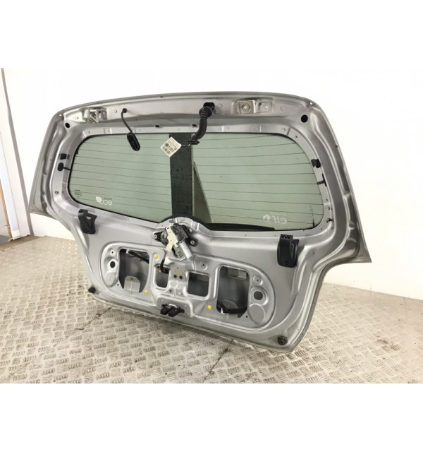 Крышка багажника бу для Renault Twingo  1.2 i,  2008 г. бу контрактные купить в Спб
