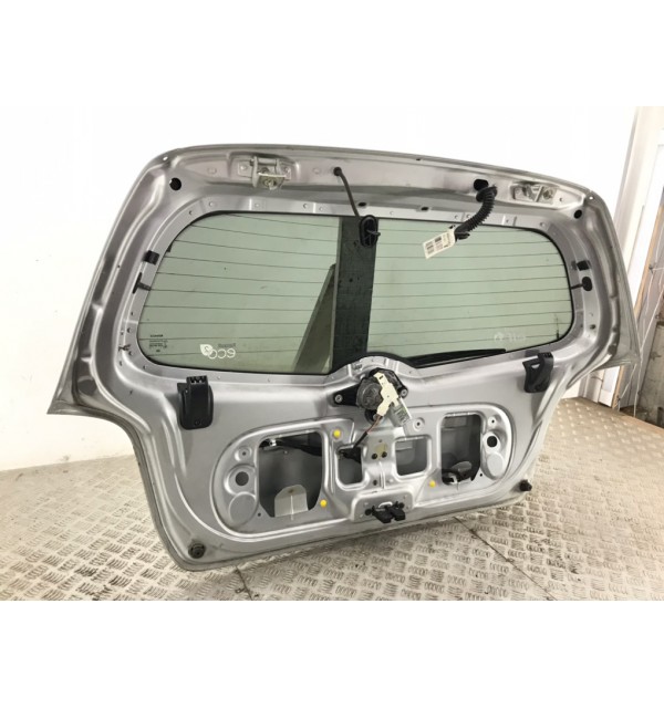 Крышка багажника бу для Renault Twingo  1.2 i,  2008 г. бу контрактные купить в Спб