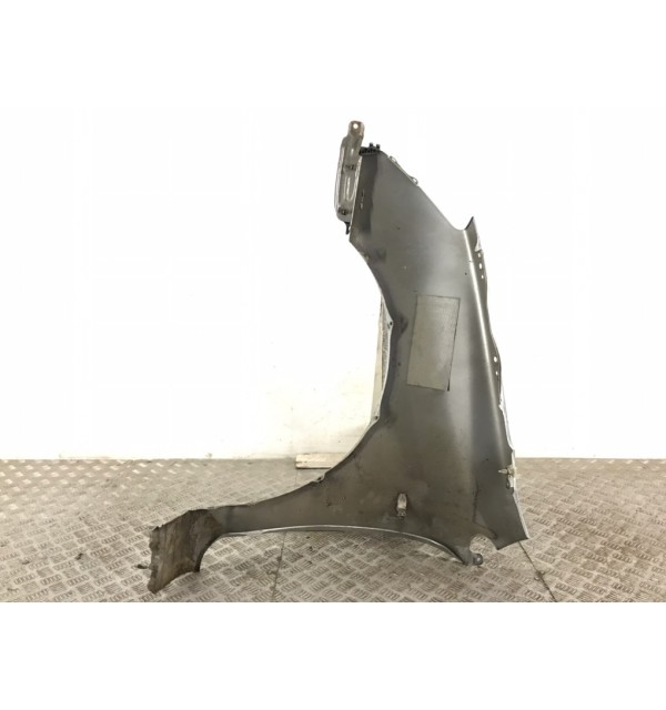 Крыло переднее правое бу для Honda Civic  1.4 i,  2001 г. бу контрактные купить в Спб