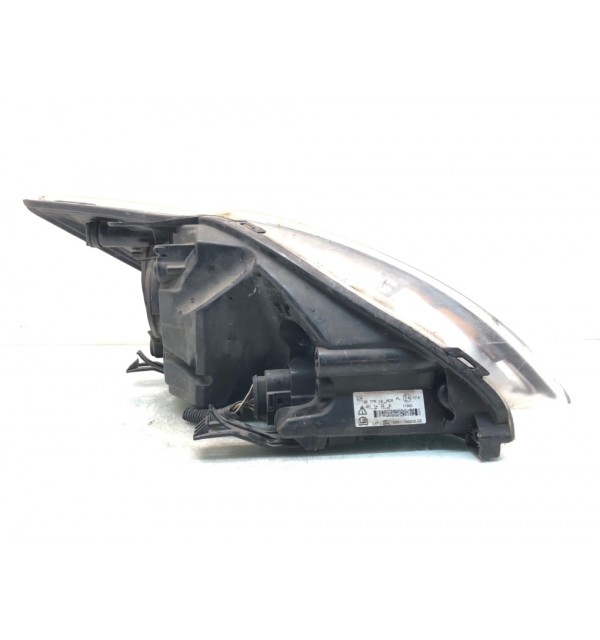 Фара левая бу для Ford Focus 2 1.6 i,  2009 г. бу контрактные купить в Спб