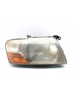 Фара правая бу для Mitsubishi Pajero 3.2 DiD, 2006 г.
