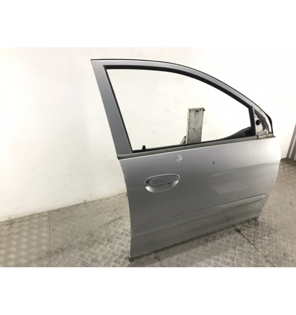 Дверь передняя правая бу для Kia Picanto  1.1 i,  2004 г. бу контрактные купить в Спб
