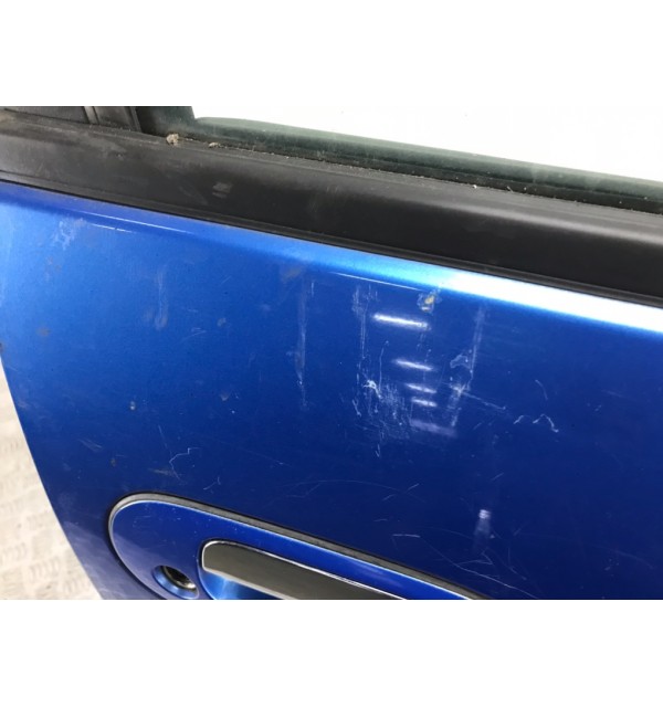 Дверь передняя правая бу для Nissan Almera N16 1.8 i,  2002 г. бу контрактные купить в Спб