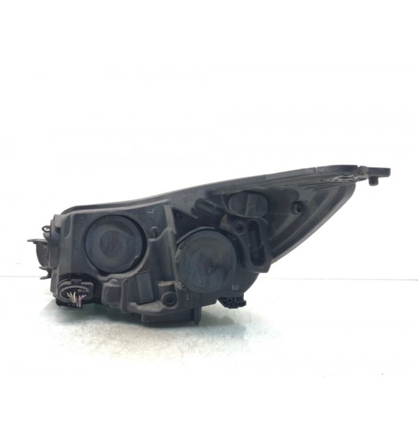 Фара правая бу для Ford Focus 3 1.0 Ti,  2012 г. бу контрактные купить в Спб