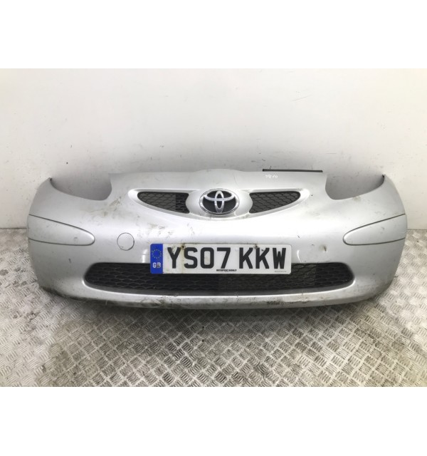 Бампер передний бу для Toyota Aygo  1.0 i,  2007 г. бу контрактные купить в Спб