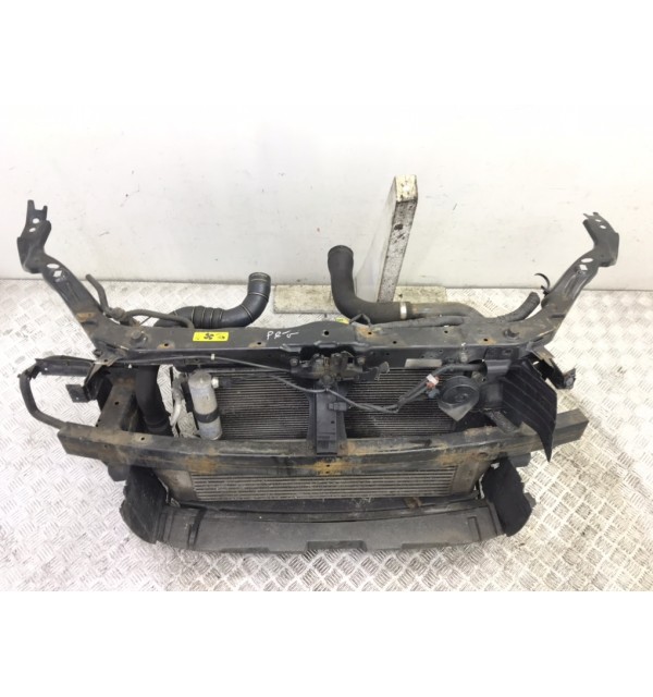 Панель передняя (телевизор) бу для Nissan Qashqai  1.5 DCi,  2009 г. бу контрактные купить в Спб