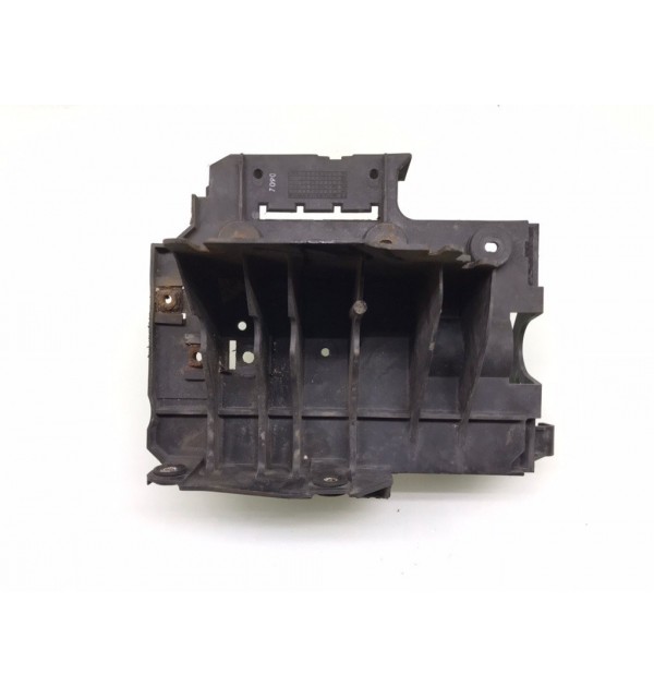 Полка аккумулятора бу для Rover 25  1.4 i,  2001 г. бу контрактные купить в Спб