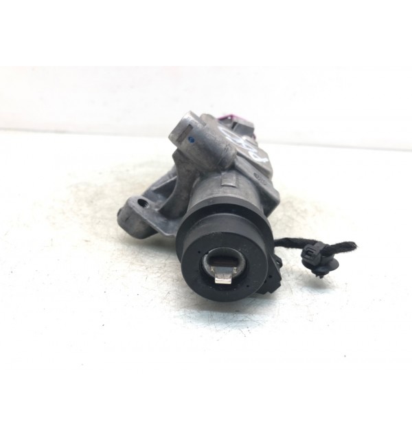 Замок зажигания бу для Audi A4 B7 2.0 TFSI,  2005 г. бу контрактные купить в Спб