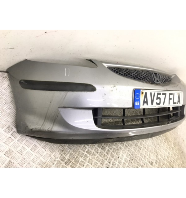 Бампер передний бу для Honda Jazz  1.3 i,  2007 г. бу контрактные купить в Спб