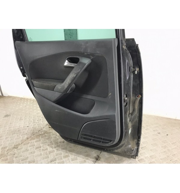 Дверь задняя левая бу для Volkswagen Polo 5 1.2 TDi,  2011 г. бу контрактные купить в Спб