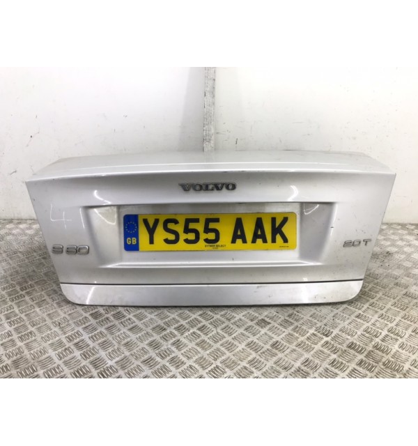 Крышка багажника бу для Volvo S60  2.0 Ti,  2005 г. бу контрактные купить в Спб
