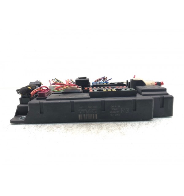Блок предохранителей бу для Mini One R56 1.4 i,  2007 г. бу контрактные купить в Спб
