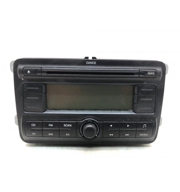 Магнитола бу для Skoda Fabia  1.9 TDi,  2007 г. бу контрактные купить в Спб