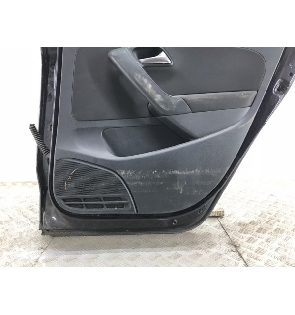 Дверь задняя правая бу для Volkswagen Polo 5 1.2 TDi,  2011 г. бу контрактные купить в Спб