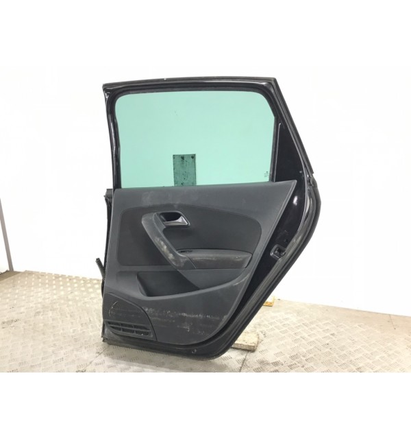 Дверь задняя правая бу для Volkswagen Polo 5 1.2 TDi,  2011 г. бу контрактные купить в Спб