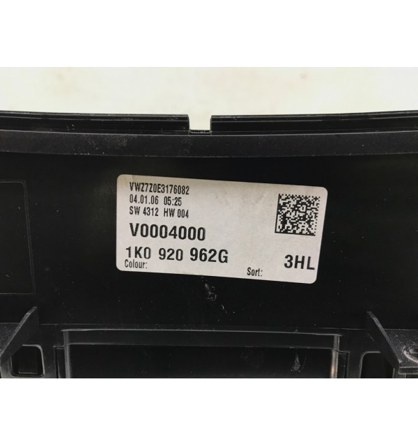 Щиток приборов (приборная панель) бу для Volkswagen Jetta  2.0 TDi,  2006 г. бу контрактные купить в Спб
