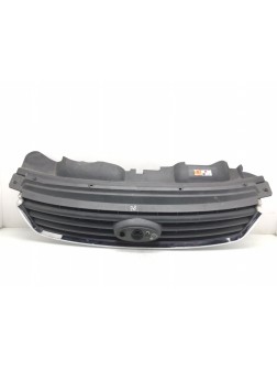 Решетка радиатора бу для Ford Kuga  2.0 TDCi,  2010 г.