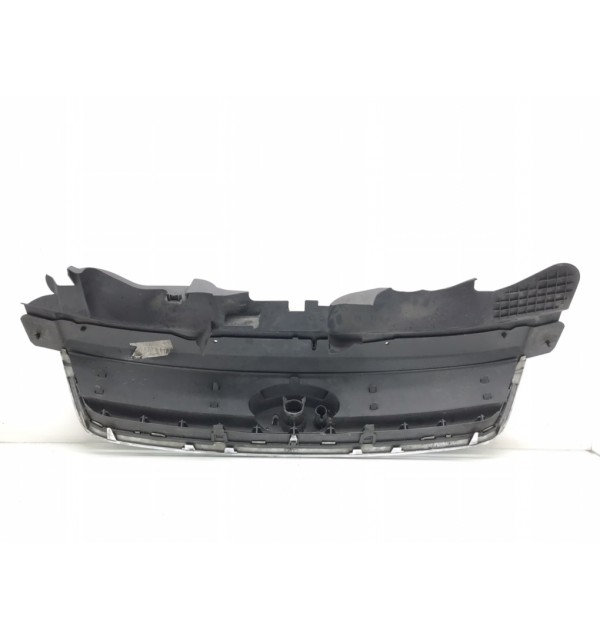 Решетка радиатора бу для Ford Kuga  2.0 TDCi,  2010 г. бу контрактные купить в Спб