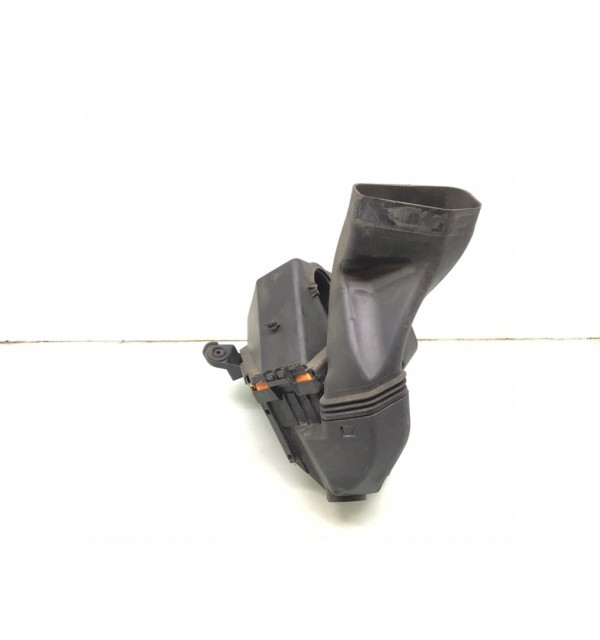 Корпус воздушного фильтра бу для BMW 1 E87/E81/E82/E88 2.0 TD,  2008 г. бу контрактные купить в Спб