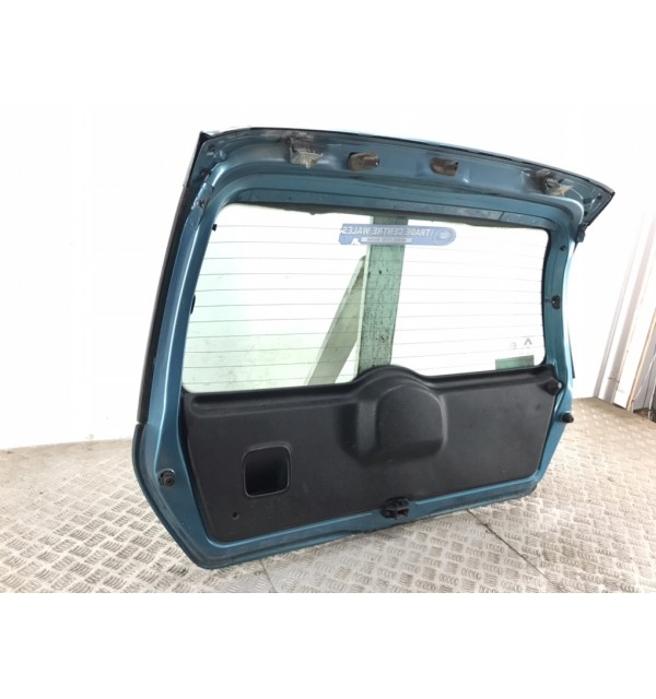 Крышка багажника бу для Renault Clio 2 1.2 i,  2005 г. бу контрактные купить в Спб