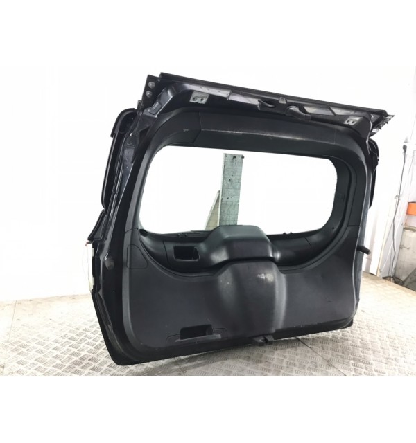 Крышка багажника бу для Ford Kuga  2.0 TDCi,  2010 г. бу контрактные купить в Спб
