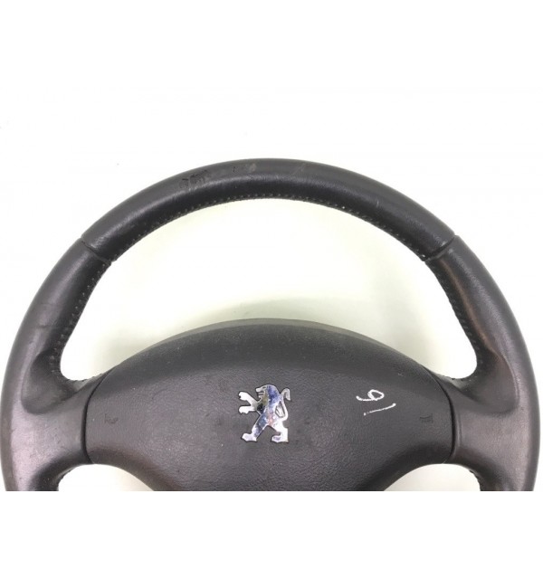 Руль бу для Peugeot 3008  1.6 HDi,  2012 г. бу контрактные купить в Спб