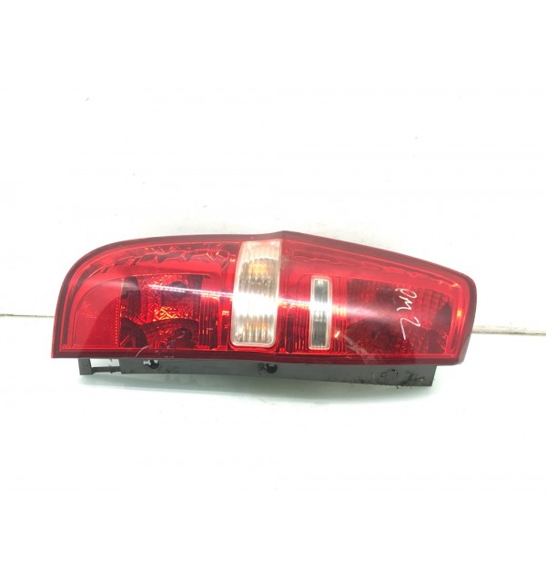 Фонарь задний левый бу для Hyundai iLoad  2.5 CRDi,  2011 г. бу контрактные купить в Спб